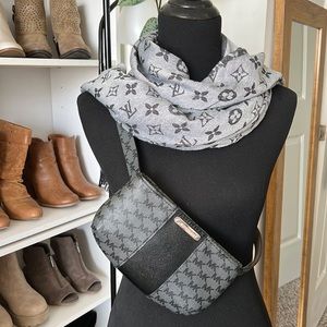 Michael Kors BELT/CROSSBODY BAG